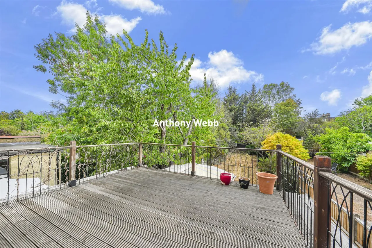 Meadowcroft Road, Palmers Green, N13, photo 15