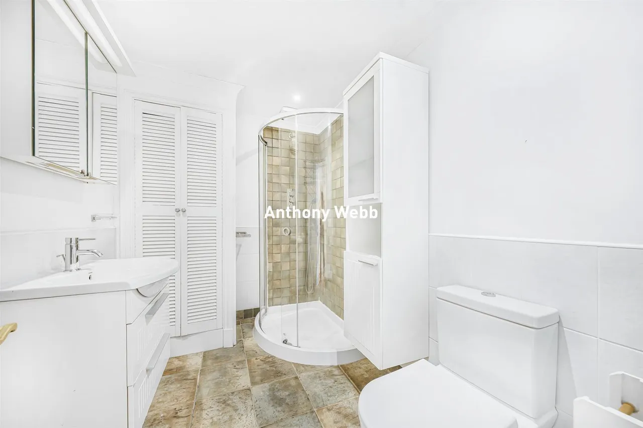 Meadowcroft Road, Palmers Green, N13, photo 16