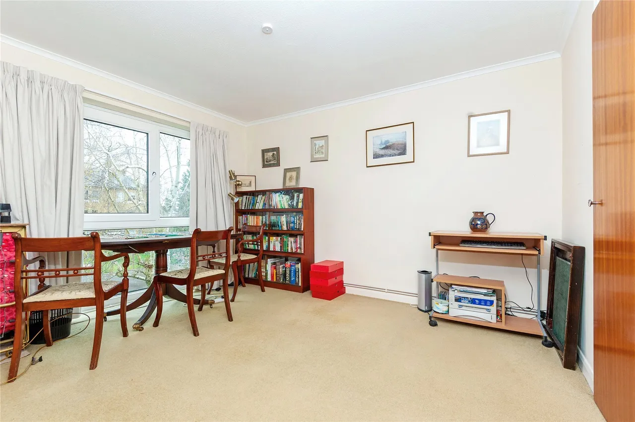 Clifton Road, London, SW19, photo 4
