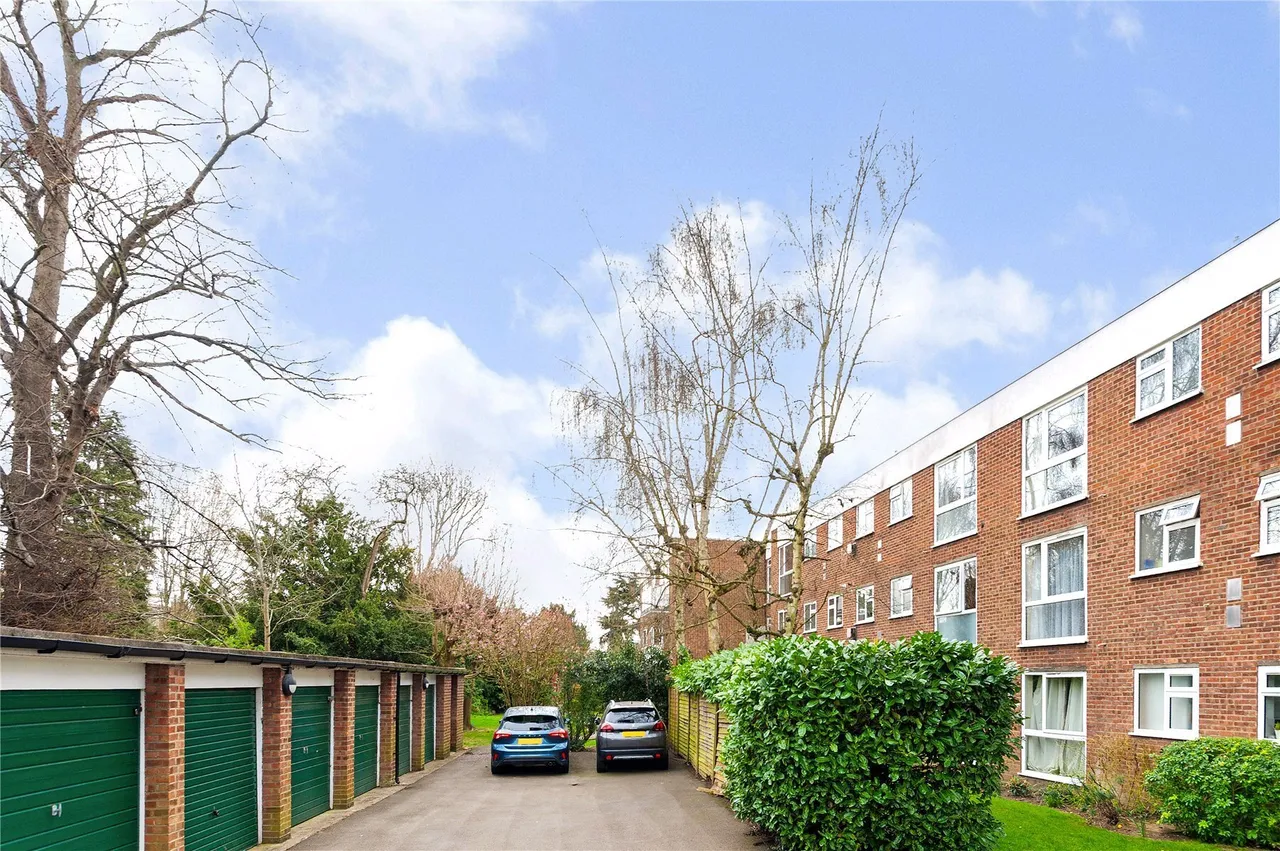 Clifton Road, London, SW19, photo 7