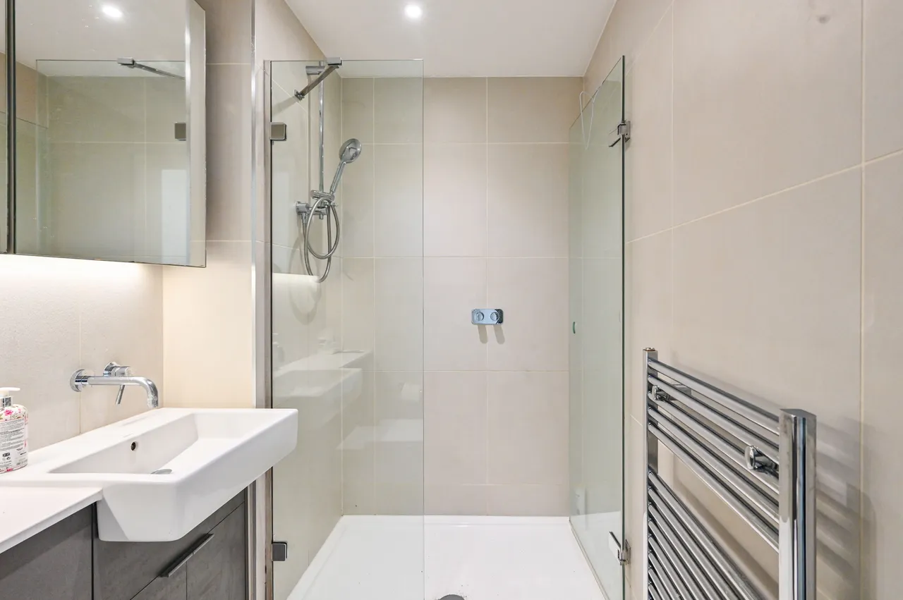 Flat 11, Hartingtons Court, LONDON, photo 8