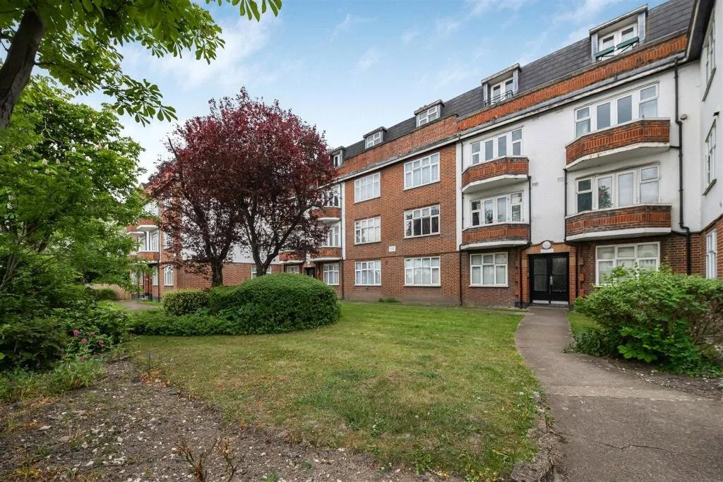 2 bed property for sale, Carshalton Road, Sutton, SM1