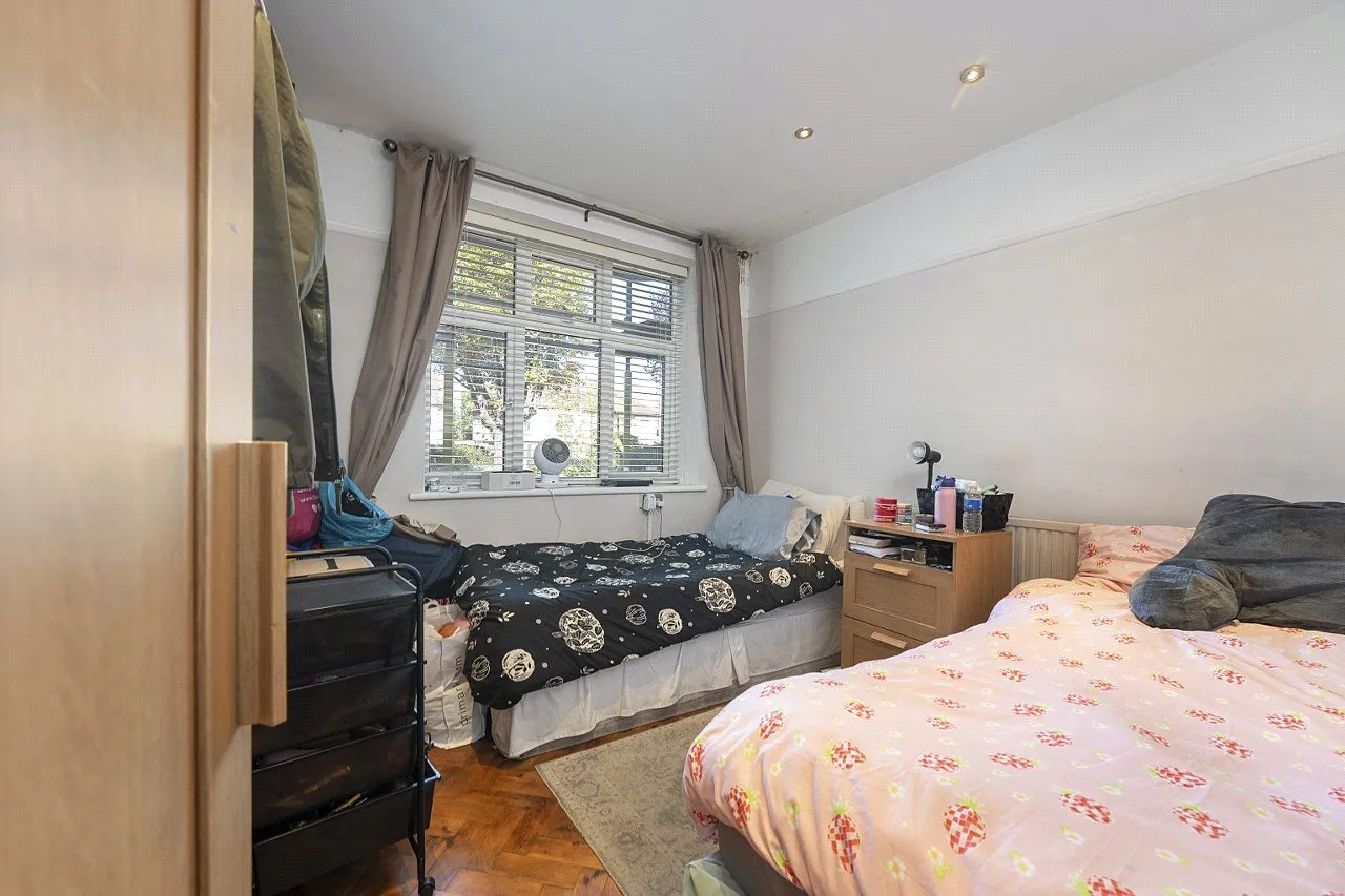 Carshalton Road, Sutton, SM1, photo 7