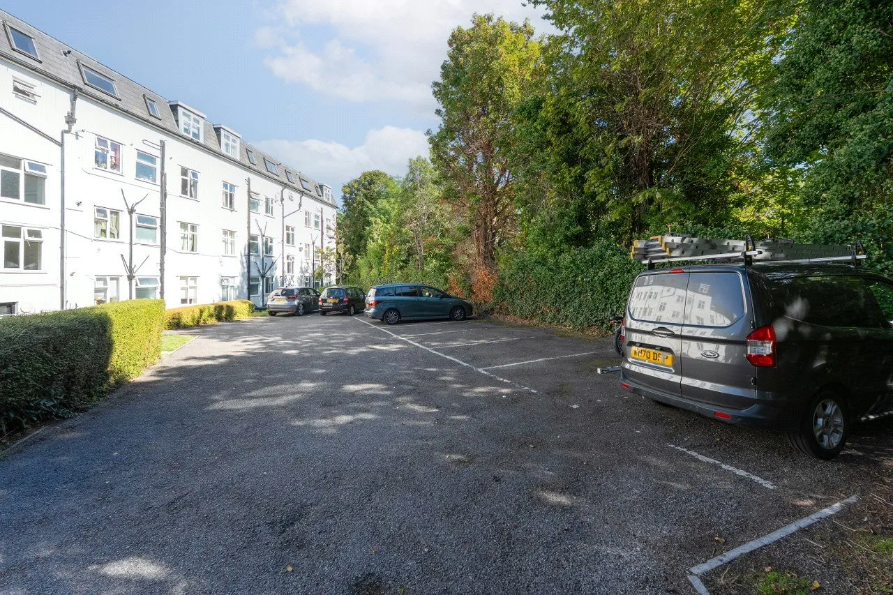 Carshalton Road, Sutton, SM1, photo 15