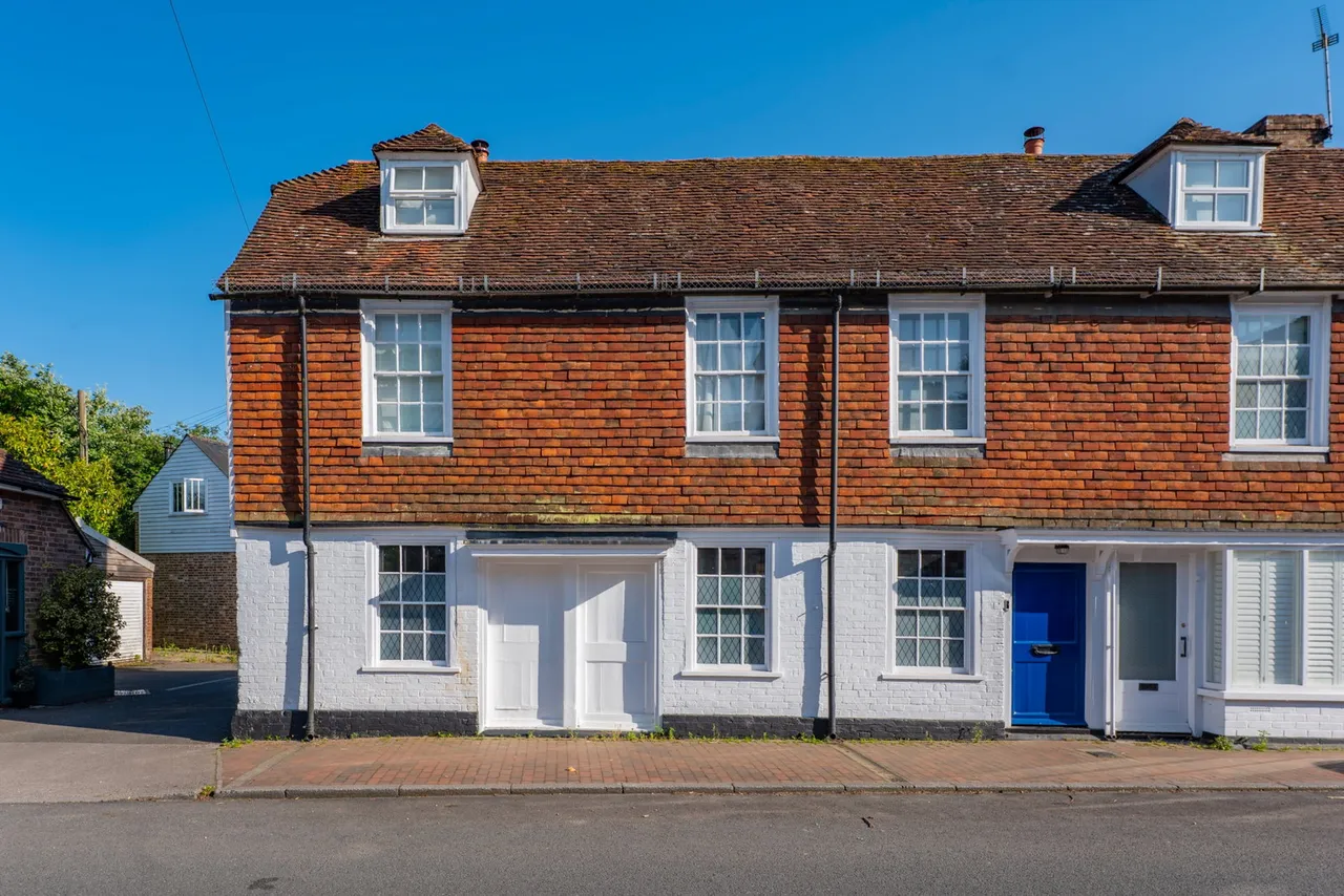 4 bed house for sale, High Street, Lamberhurst, TN3