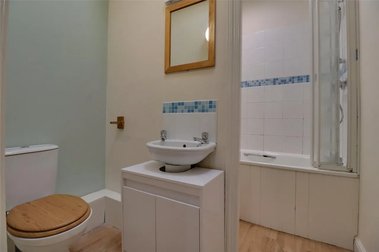 Southley Court, South Molton, EX36, photo 5