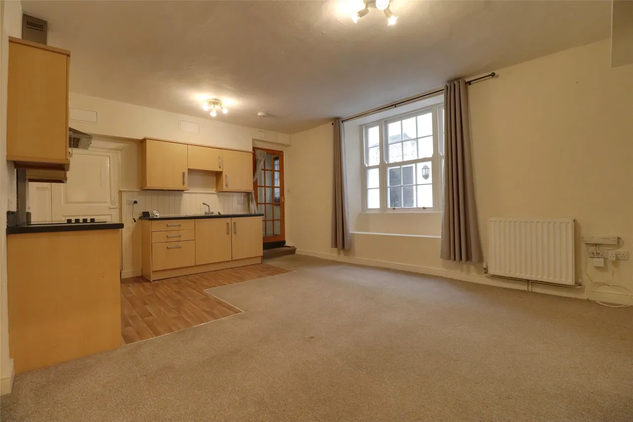 Southley Court, South Molton, EX36, photo 3