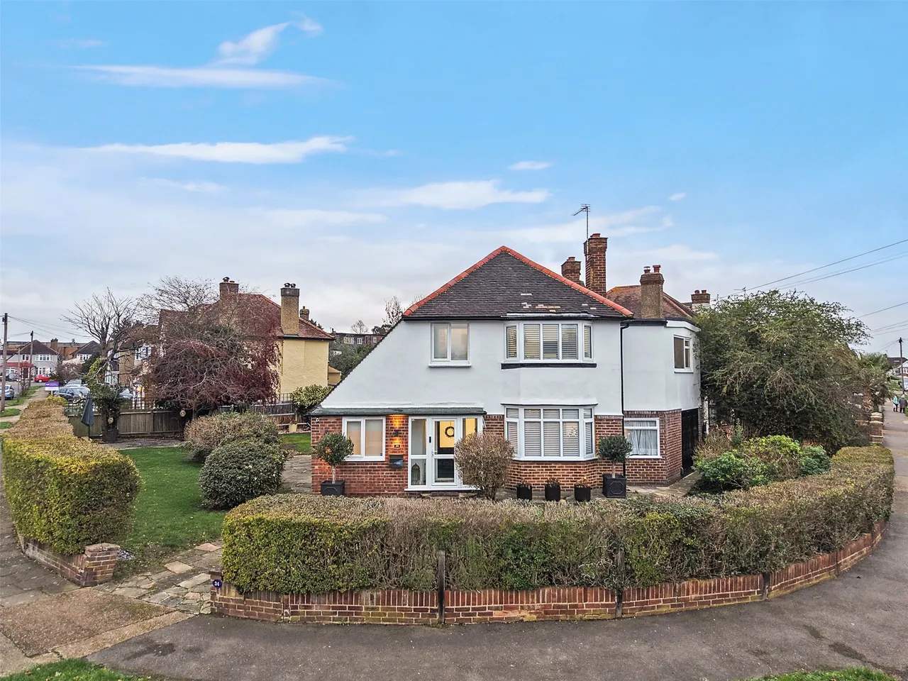 4 bed property for sale, Lakehurst Road, Epsom, KT19