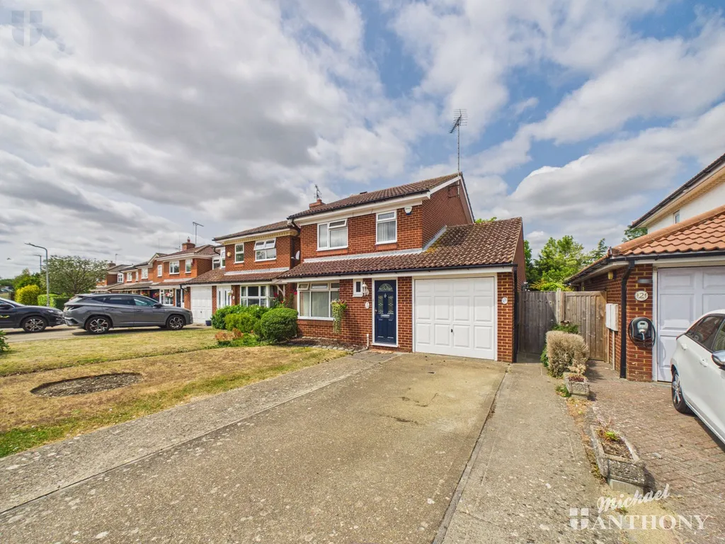 3 bed house for sale — Wheeler Close, Aylesbury, HP20 1JU