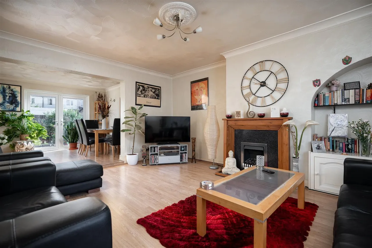 East Road, West Drayton, UB7, photo 3