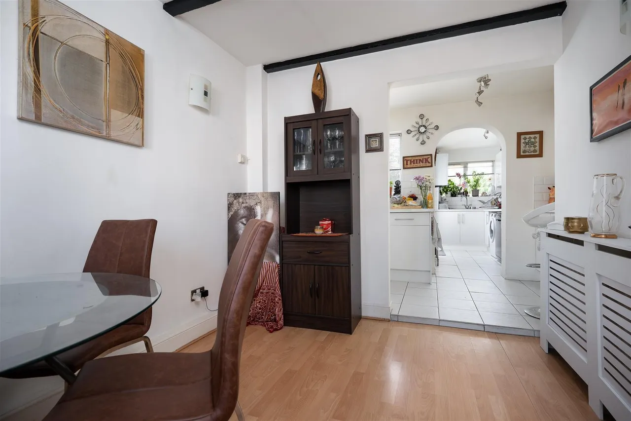 East Road, West Drayton, UB7, photo 7