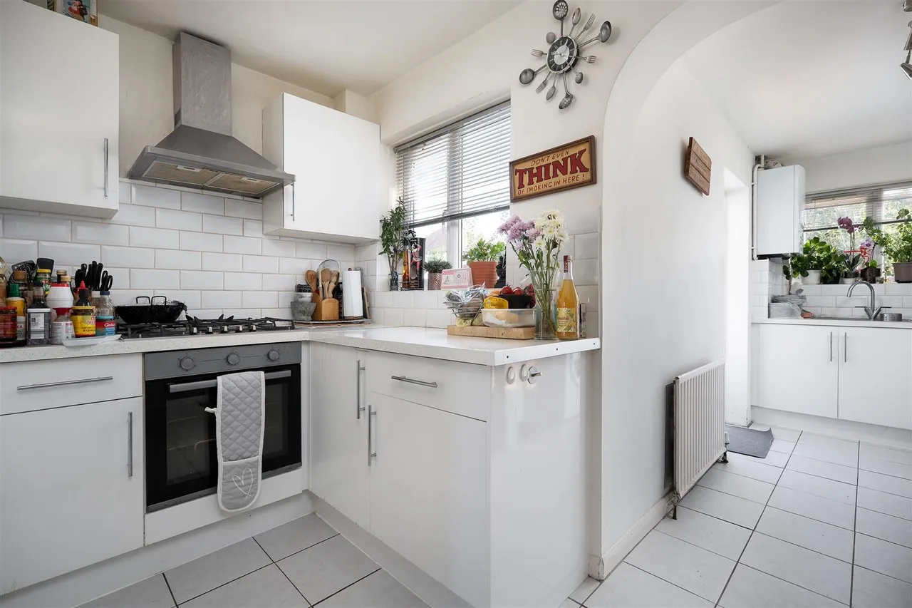 East Road, West Drayton, UB7, photo 8