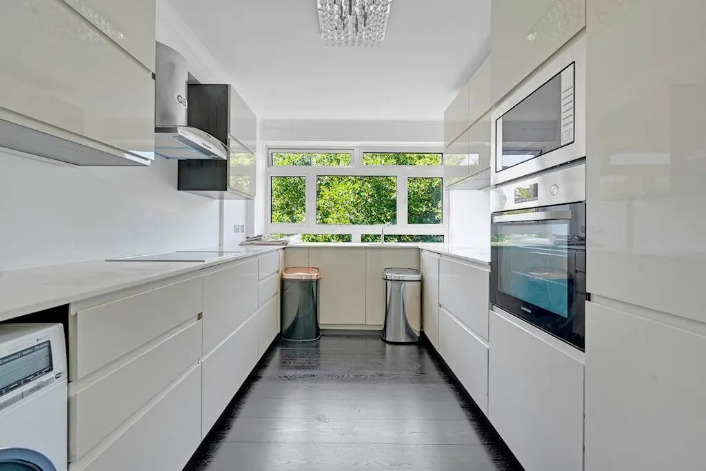 Strangways Terrace, London, W14, photo 4