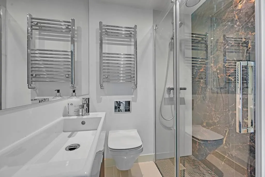 Strangways Terrace, London, W14, photo 14