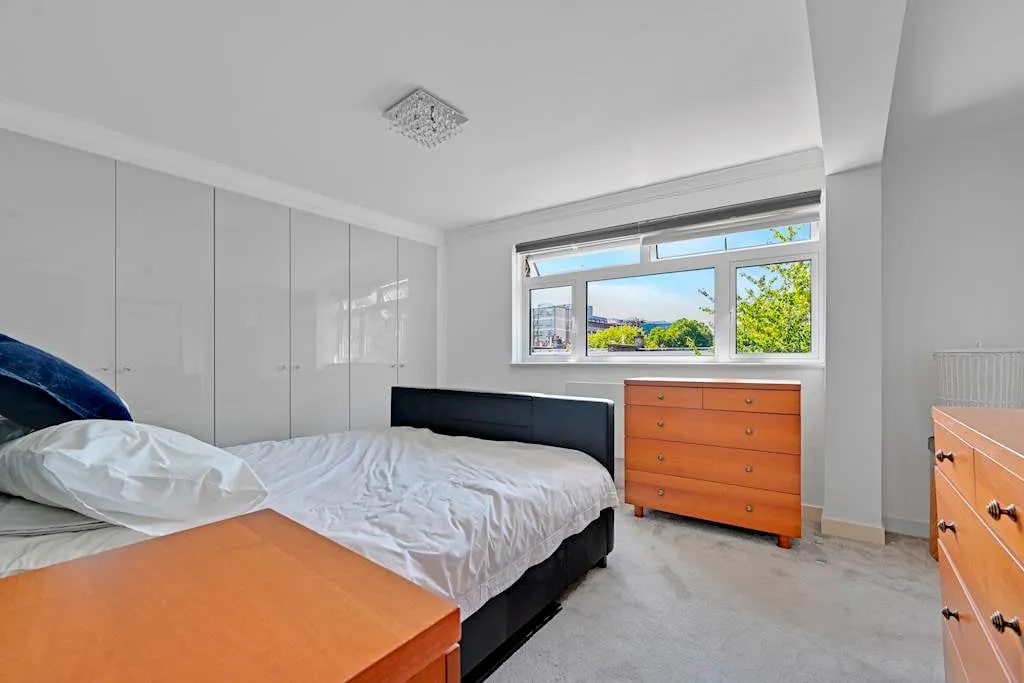 Strangways Terrace, London, W14, photo 9