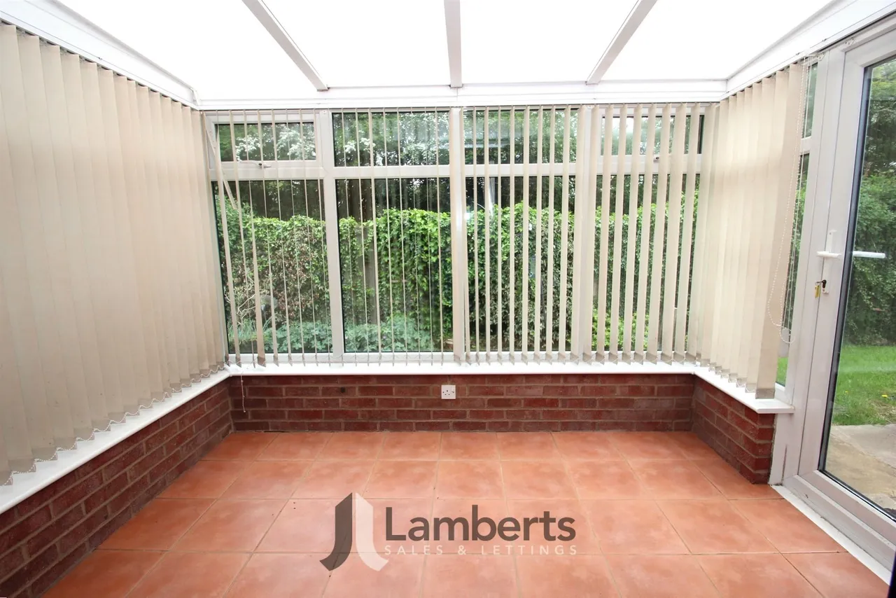 4 Naseby Close, Redditch, photo 4