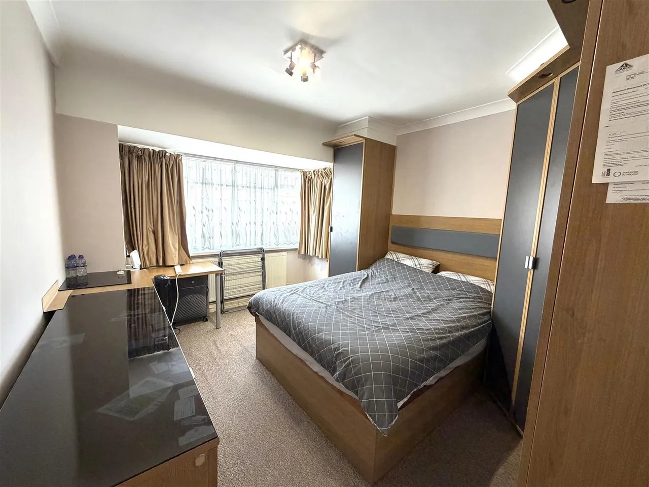 St. Stephens Close, Southall, photo 8