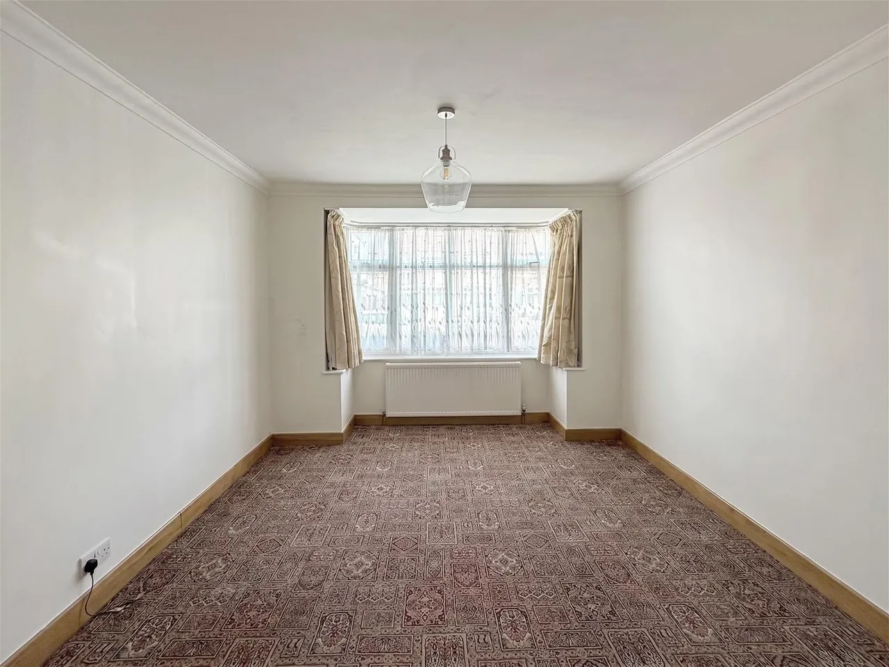 St. Stephens Close, Southall, photo 4