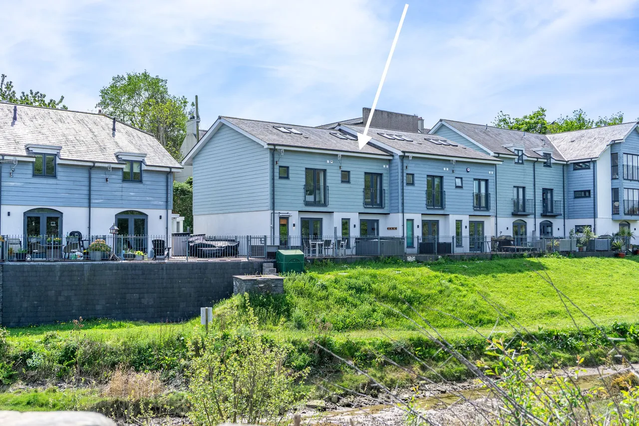 8 Pen Y Bont, Abersoch, Pwllheli, Gwynedd, LL53 7HQ, photo 4