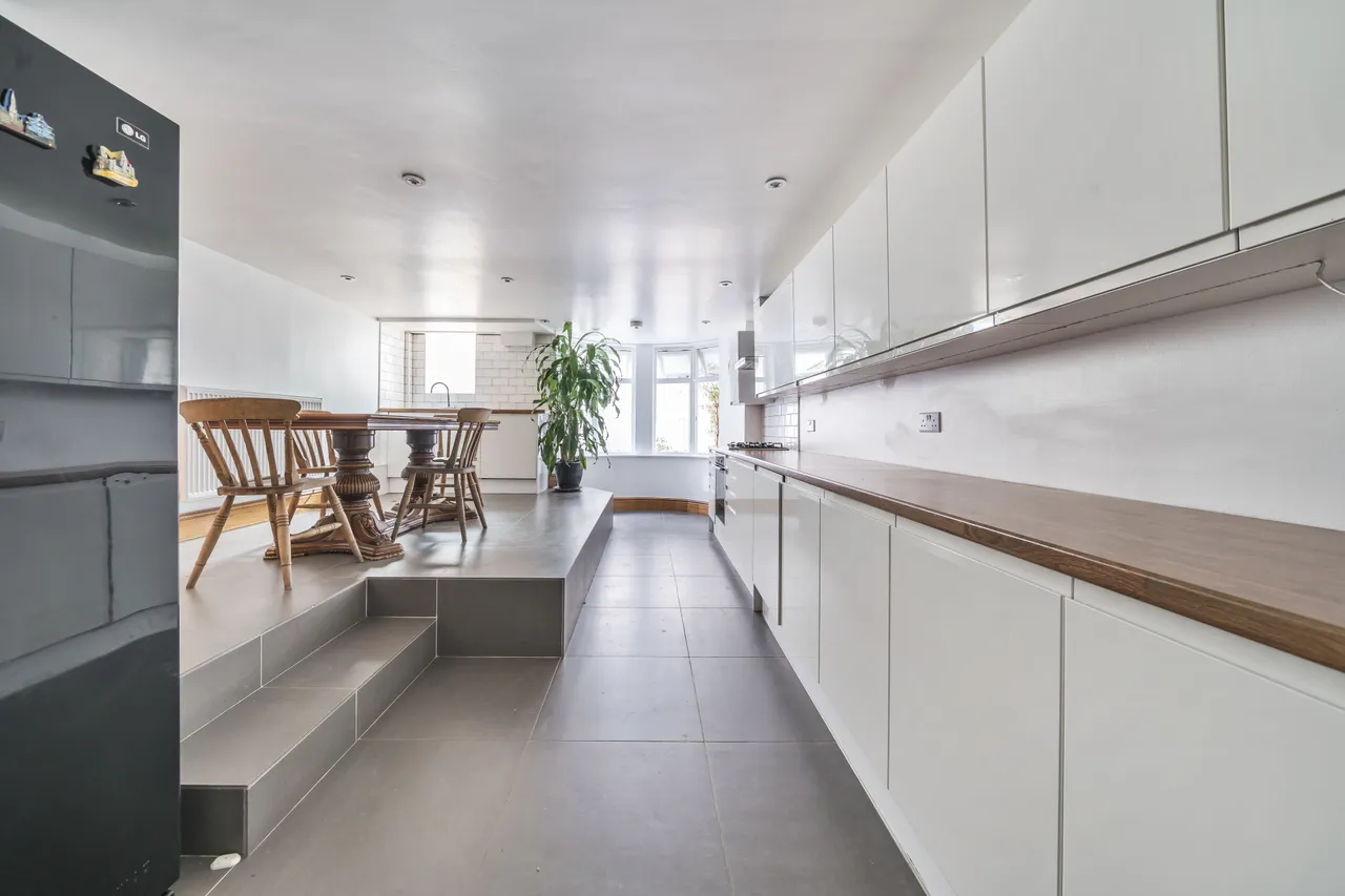 Ground Floor, 71 Biscay Road, London, photo 10