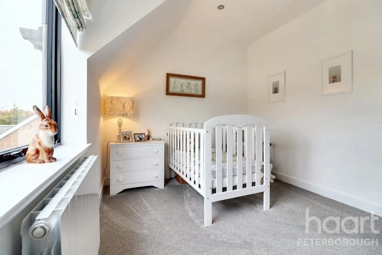 Meadow View Great North Road, Norman Cross, PE7, photo 29