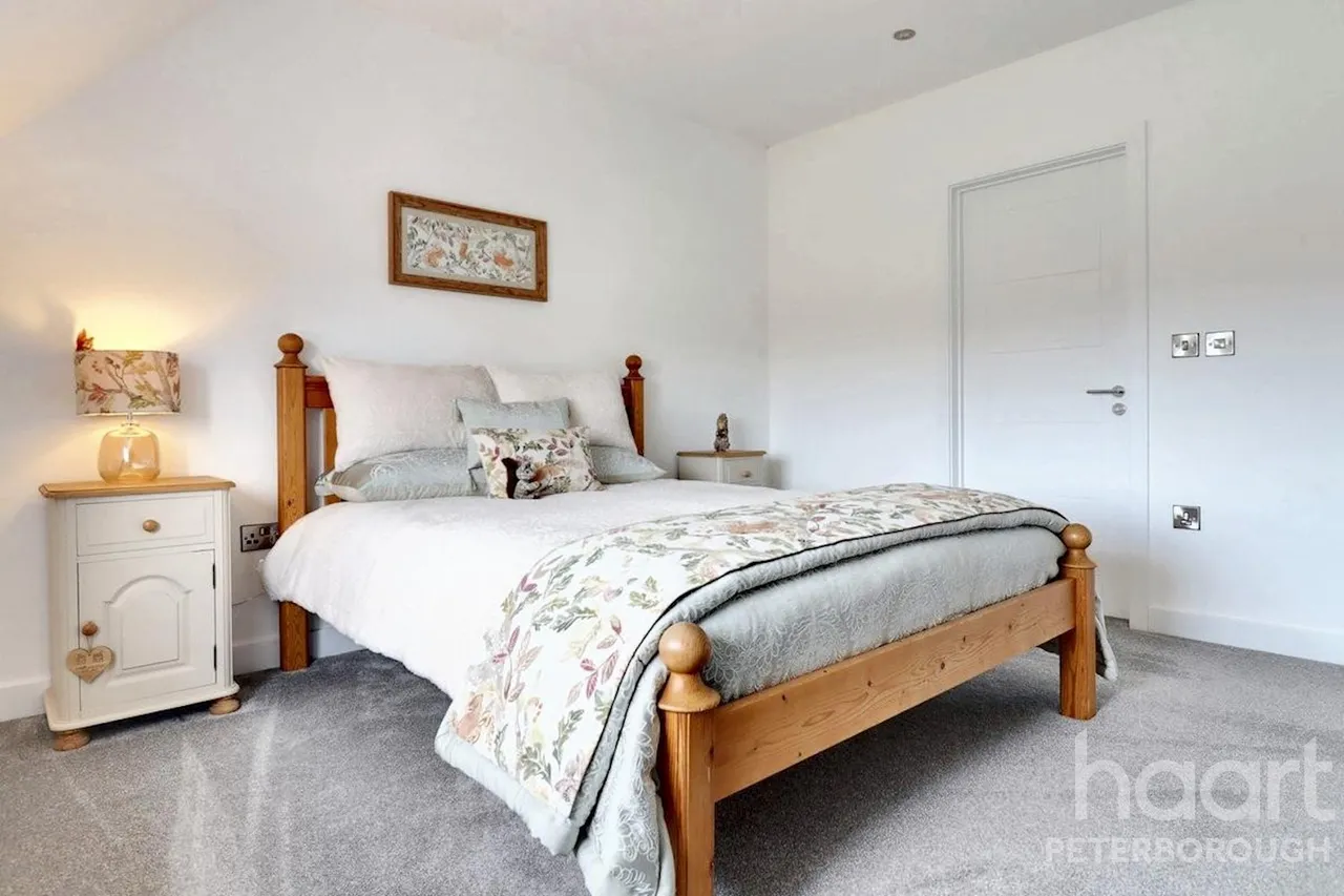 Meadow View Great North Road, Norman Cross, PE7, photo 19