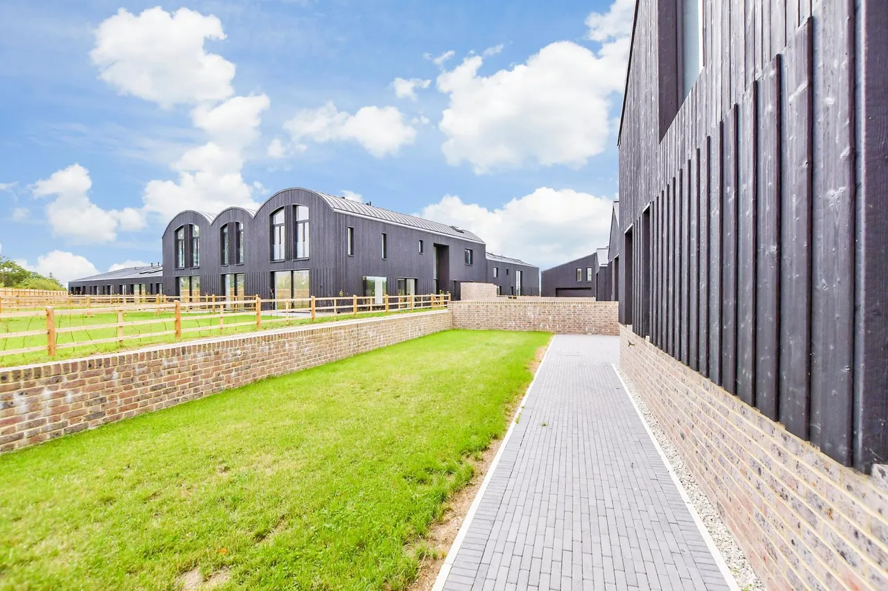 Hartfield Road, Cowden, TN8, photo 16