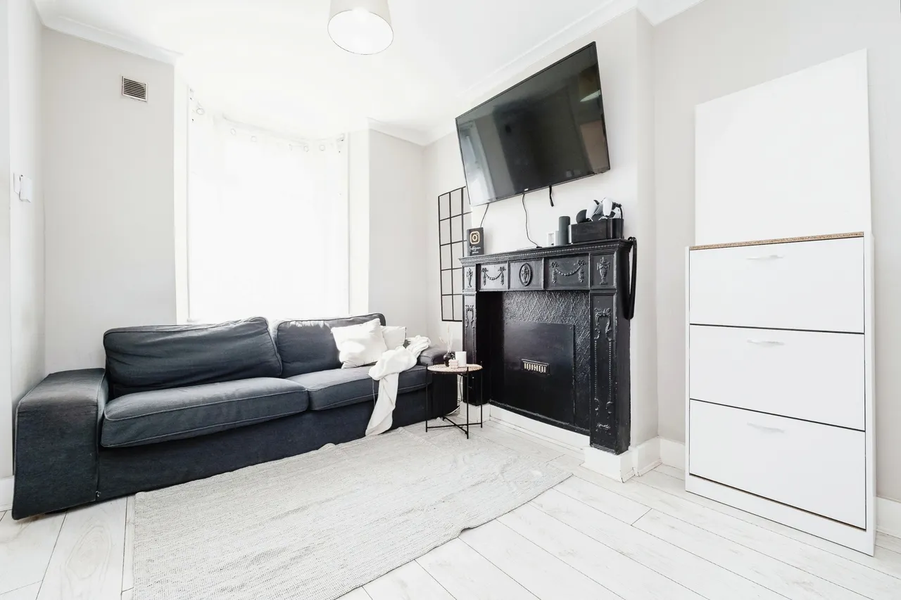 Gough Road, London, E15, photo 15