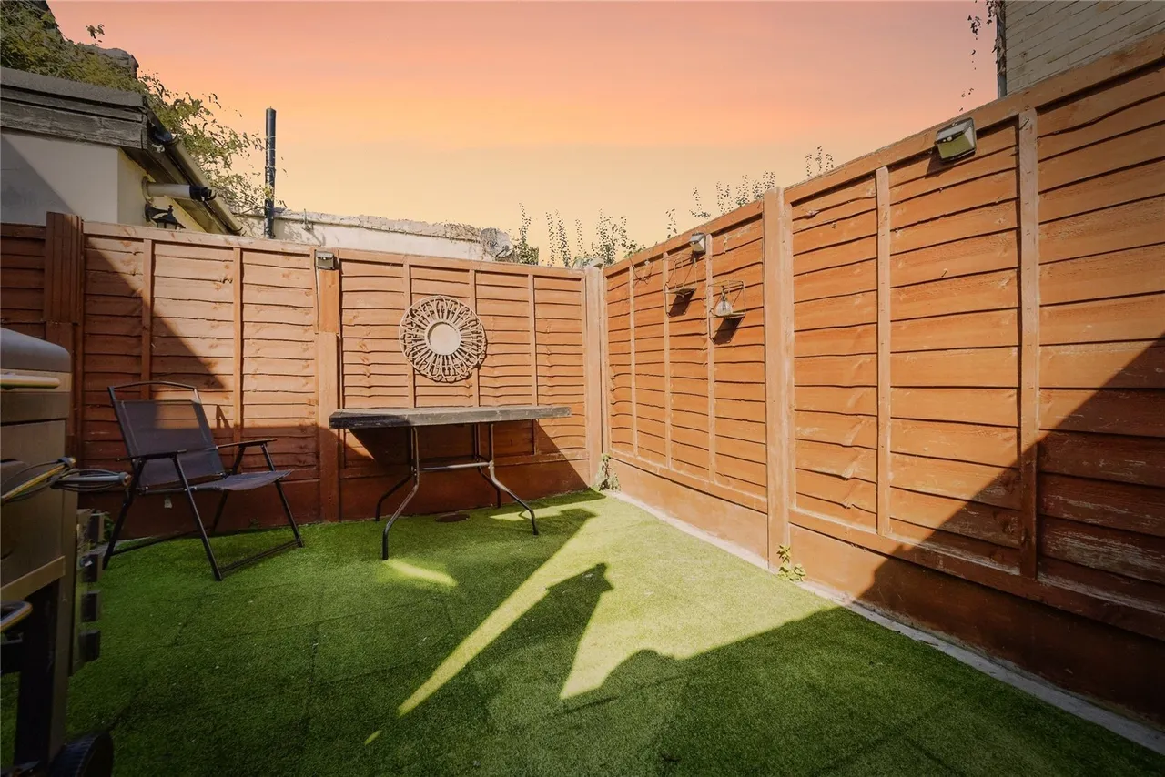 Gough Road, London, E15, photo 2