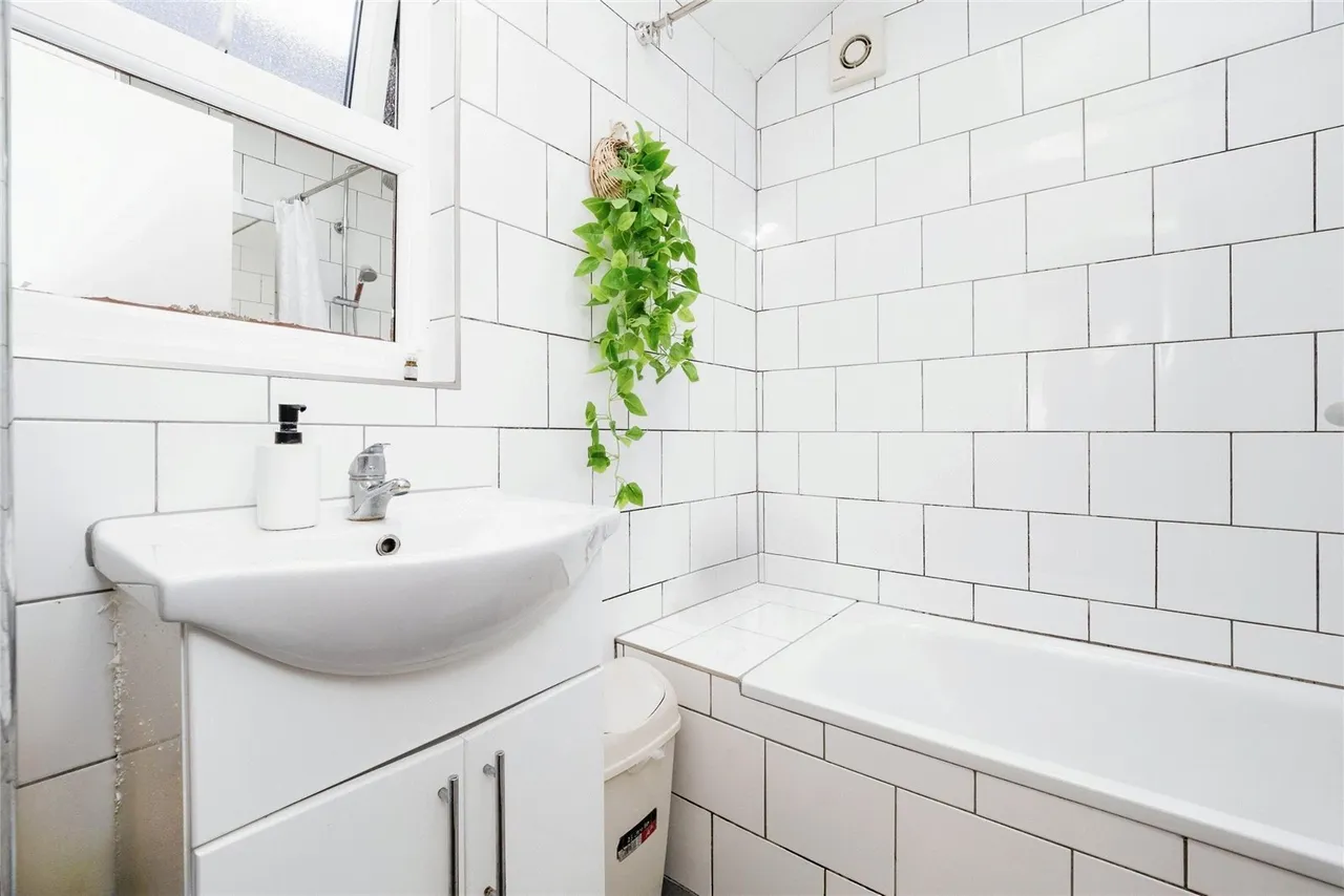 Gough Road, London, E15, photo 8