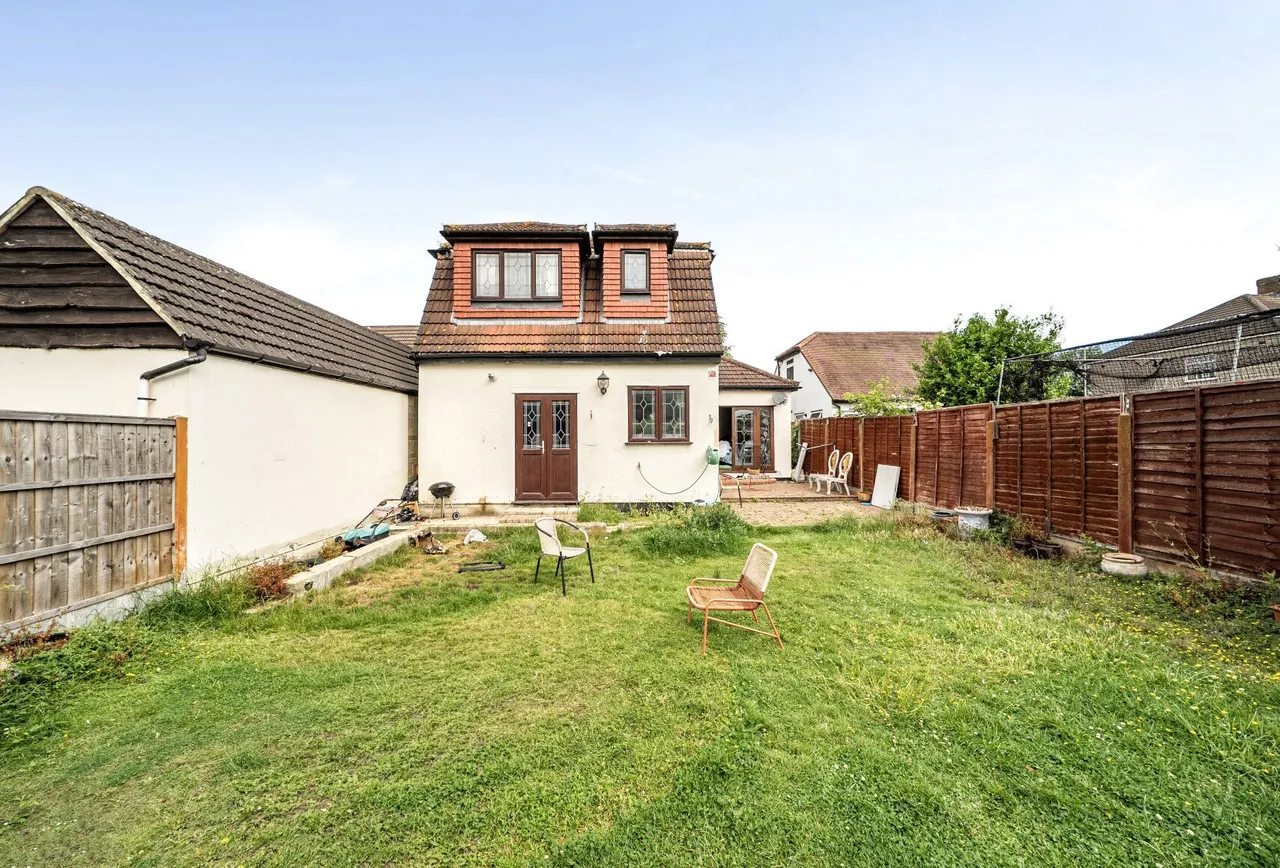 Ardleigh Green Road, Hornchurch, RM11 2SU, photo 15