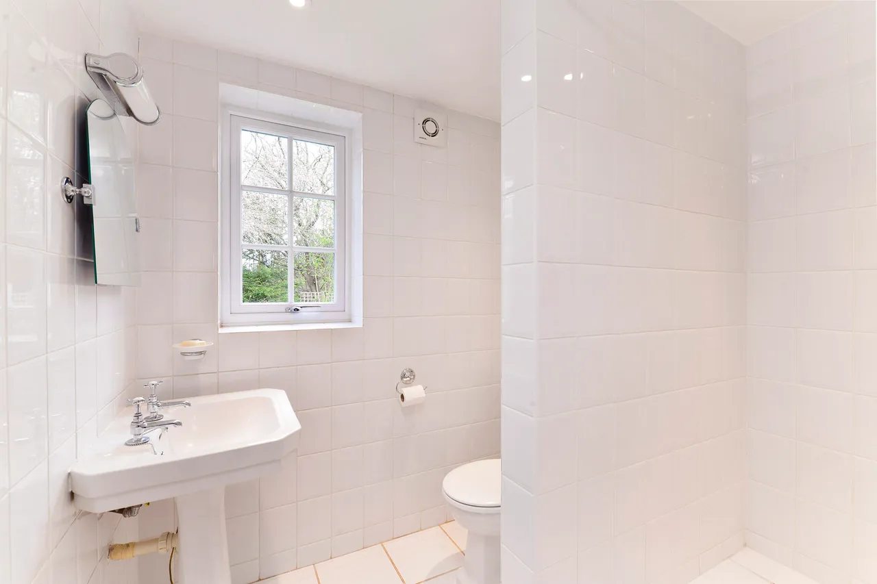 Honey Lane, Selborne, GU34, photo 11