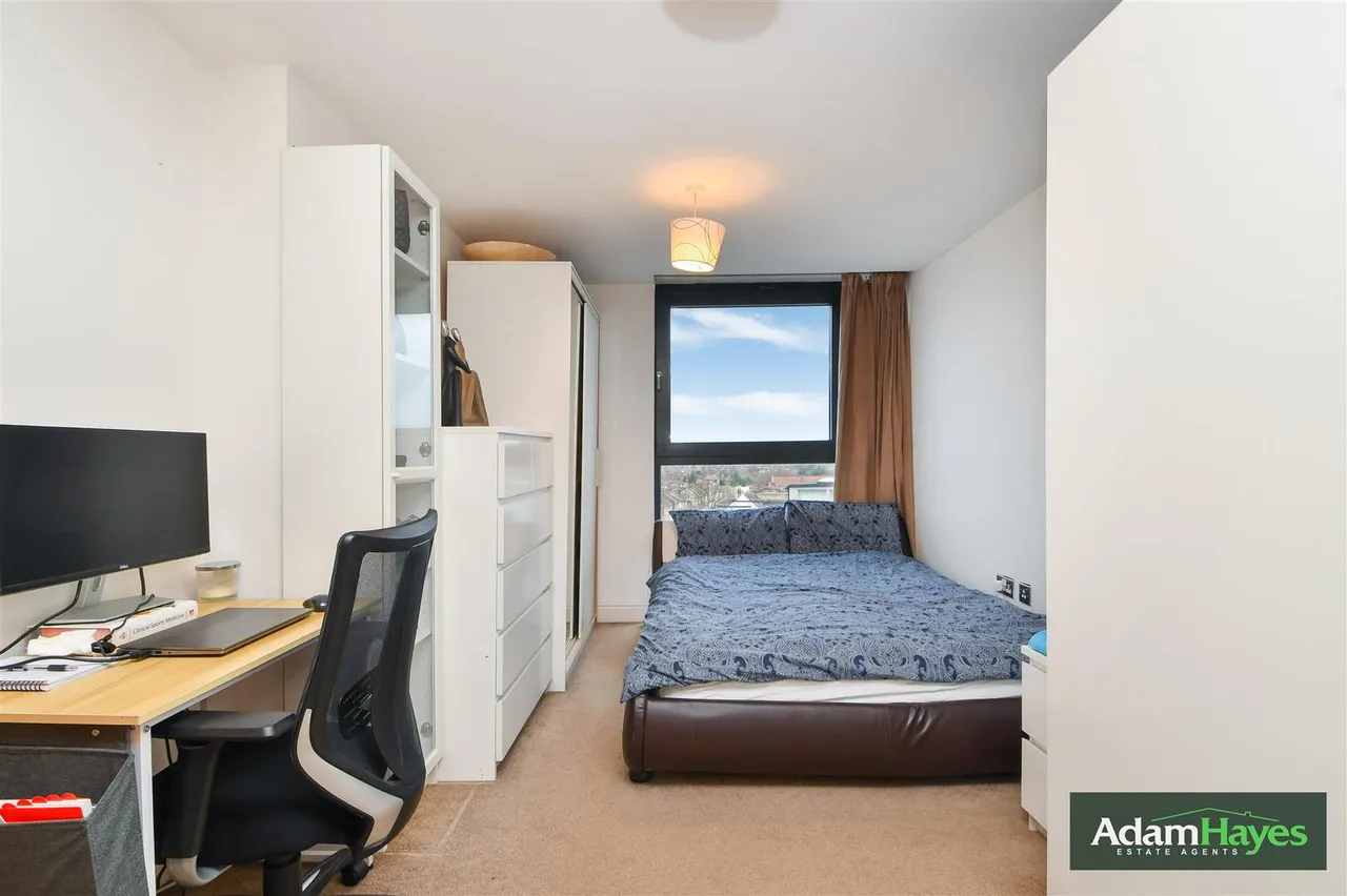 Kingsway, North Finchley, N12, photo 5