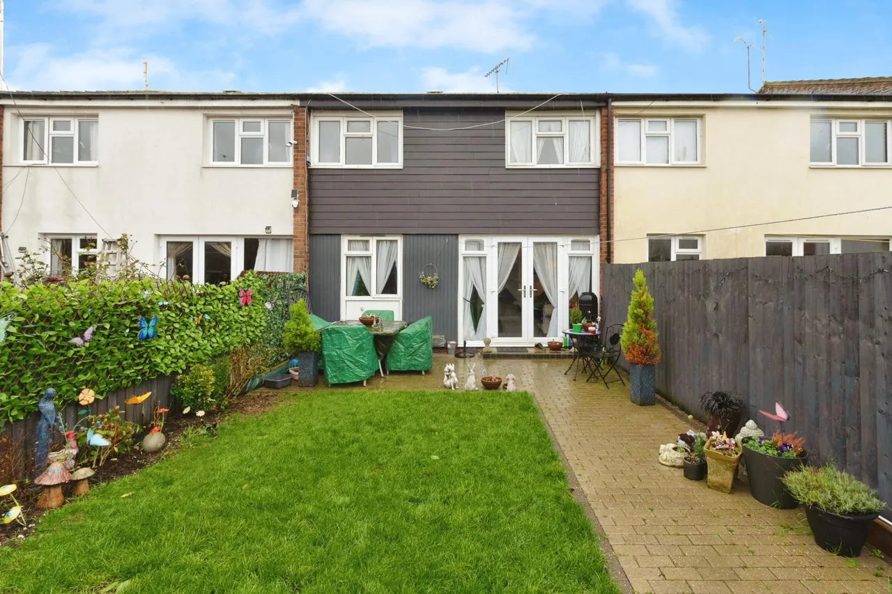 Wells Gardens, Basildon, SS14, photo 18