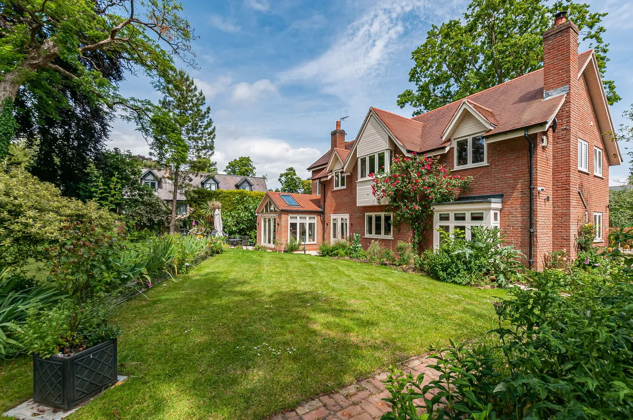 Bluebell Gardens, Hessle, HU13, photo 44