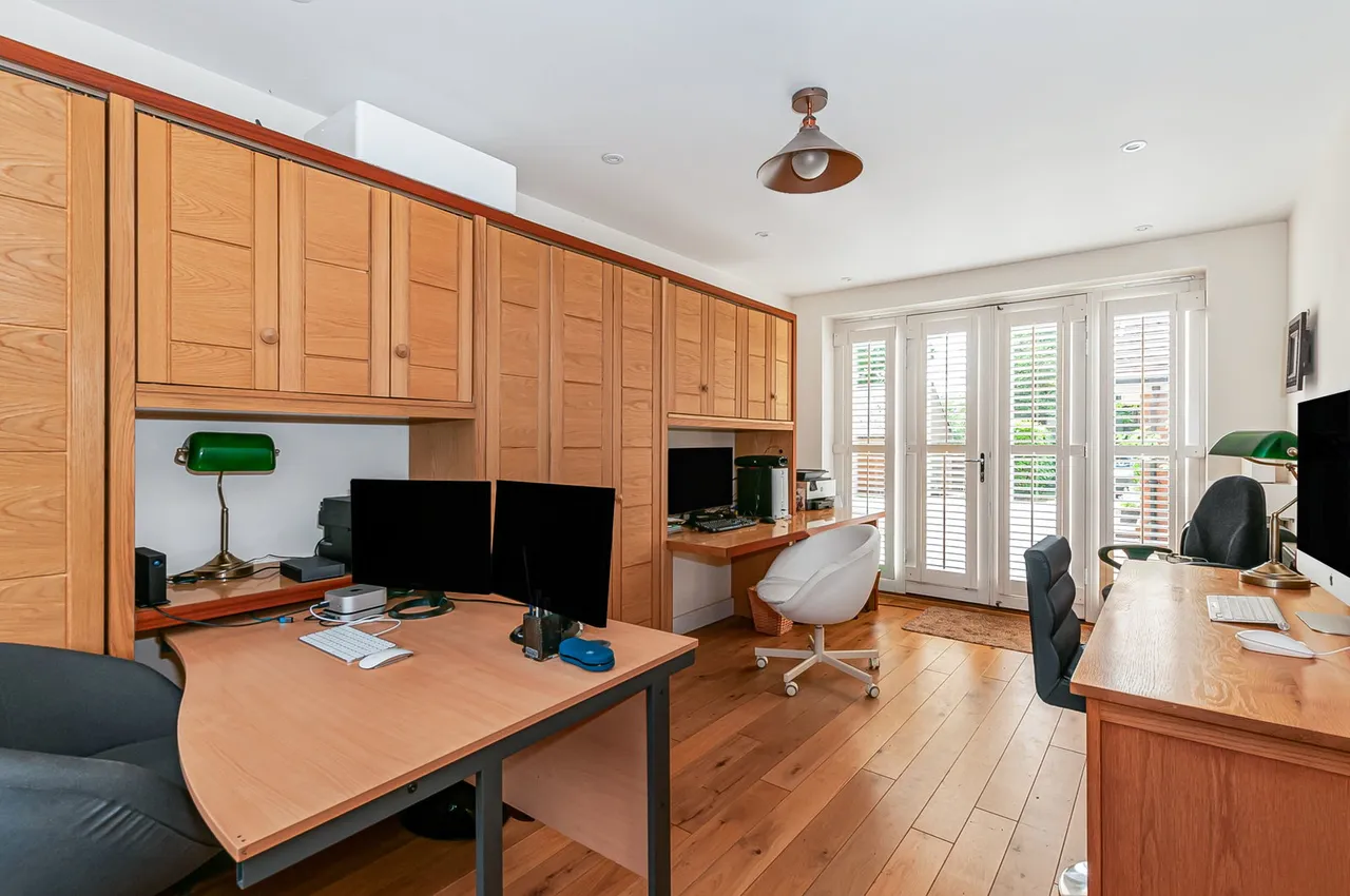 Bluebell Gardens, Hessle, HU13, photo 12