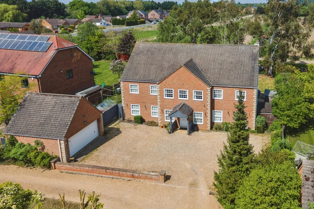 6 bed house for sale — Nene Close, Guyhirn, Wisbech, Cambridgeshire, PE13