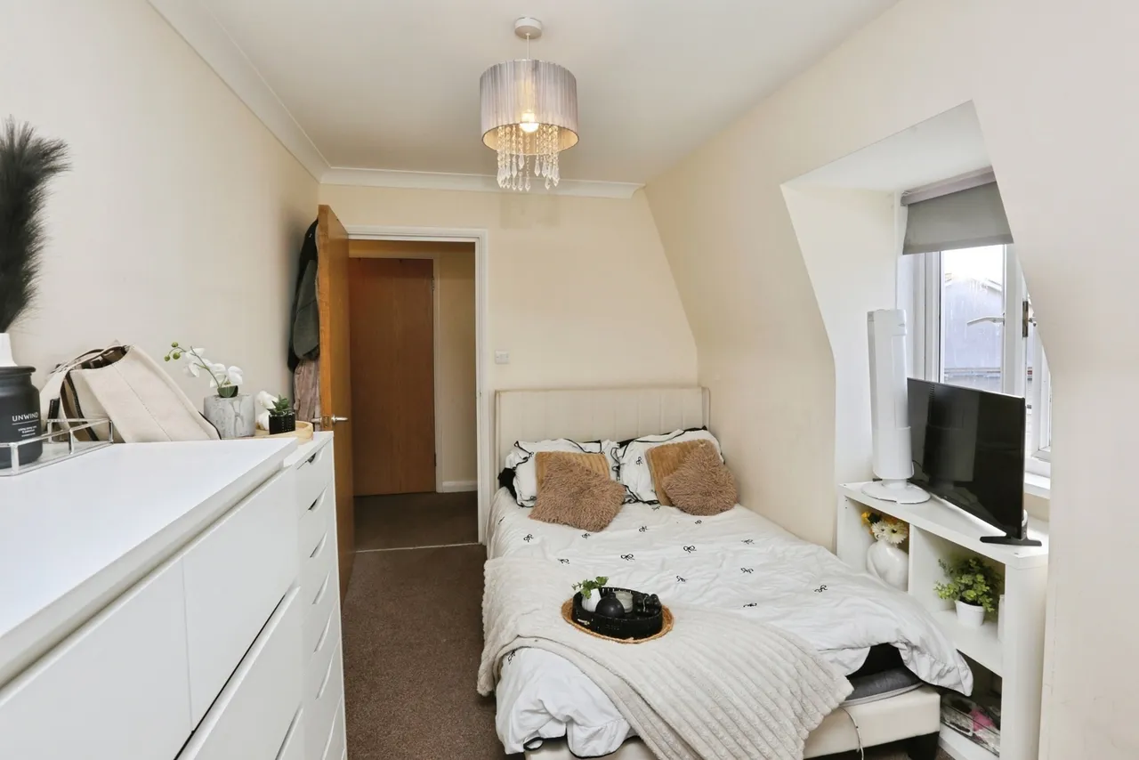 Forton Road, Gosport, PO12, photo 8