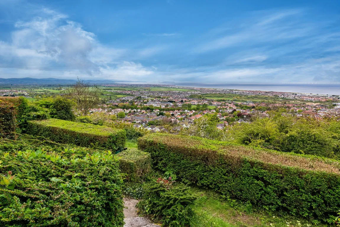 Hillside, Hillside, Prestatyn, Denbighshire, LL19 9PW, photo 17