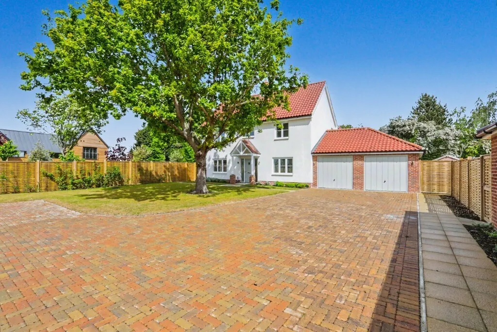 4 bed house for sale — Darsham Road, Westleton, Saxmundham