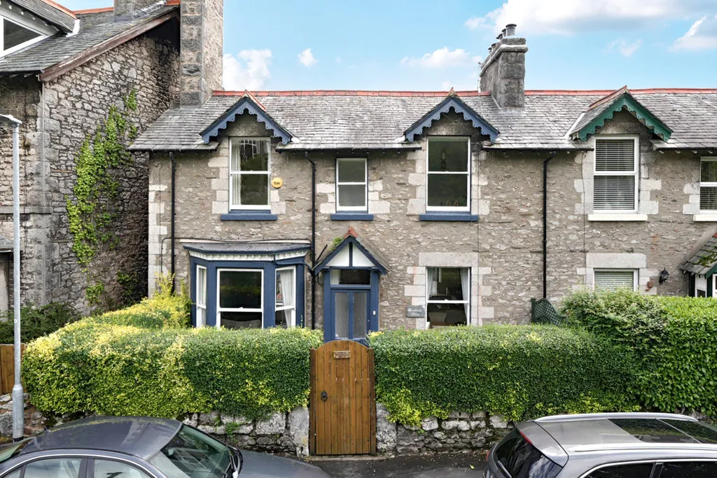 4 bed house for sale, Fernleigh Road, Grange over Sands, LA11
