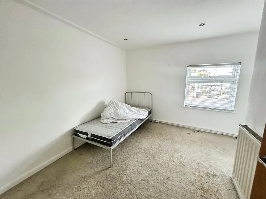 Burton Road, Midway, Derbyshire, DE11, photo 11
