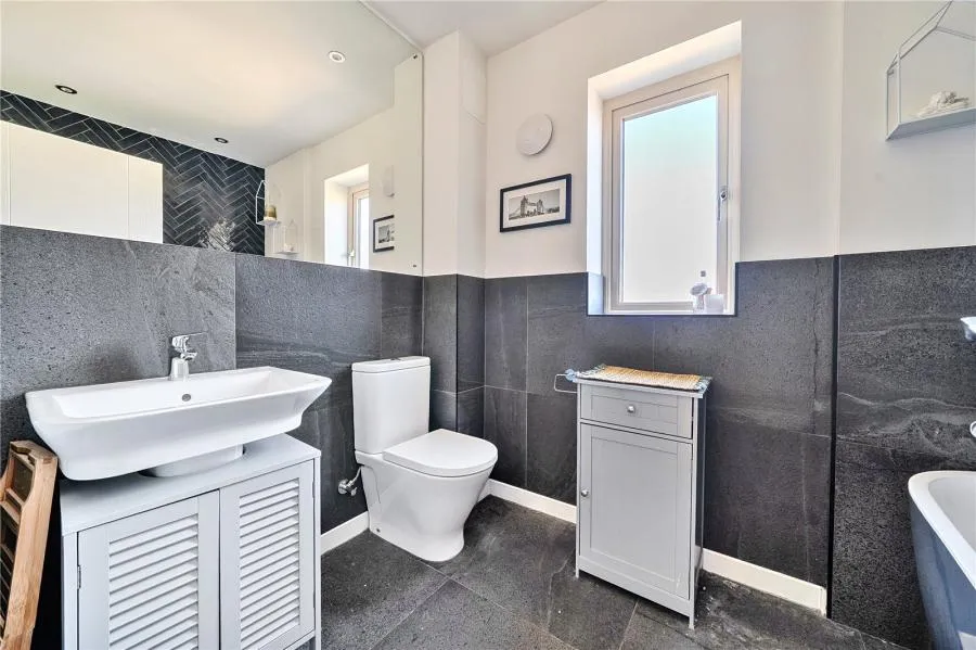 Hurricane Close, Witney, OX29, photo 19