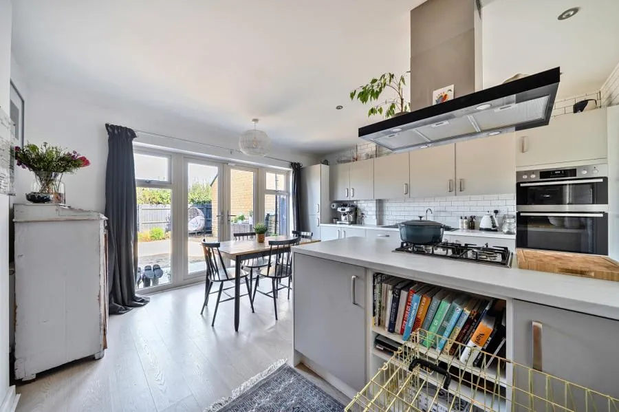 Hurricane Close, Witney, OX29, photo 9