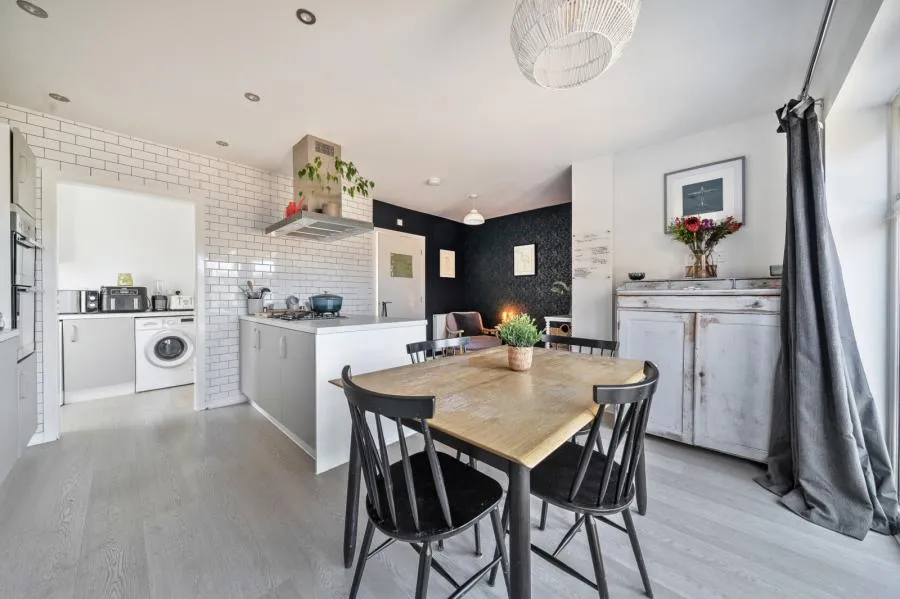 Hurricane Close, Witney, OX29, photo 8