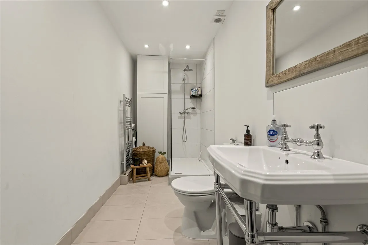 St Margarets Road, St Margarets, TW1, photo 8