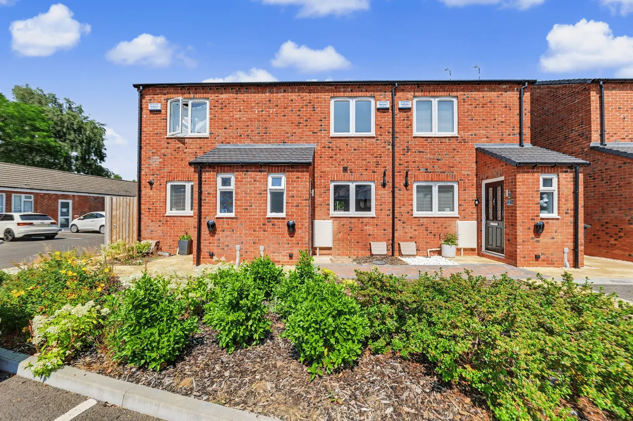 2 bed house for sale, Heather Norgrove Place, Ansley, CV10