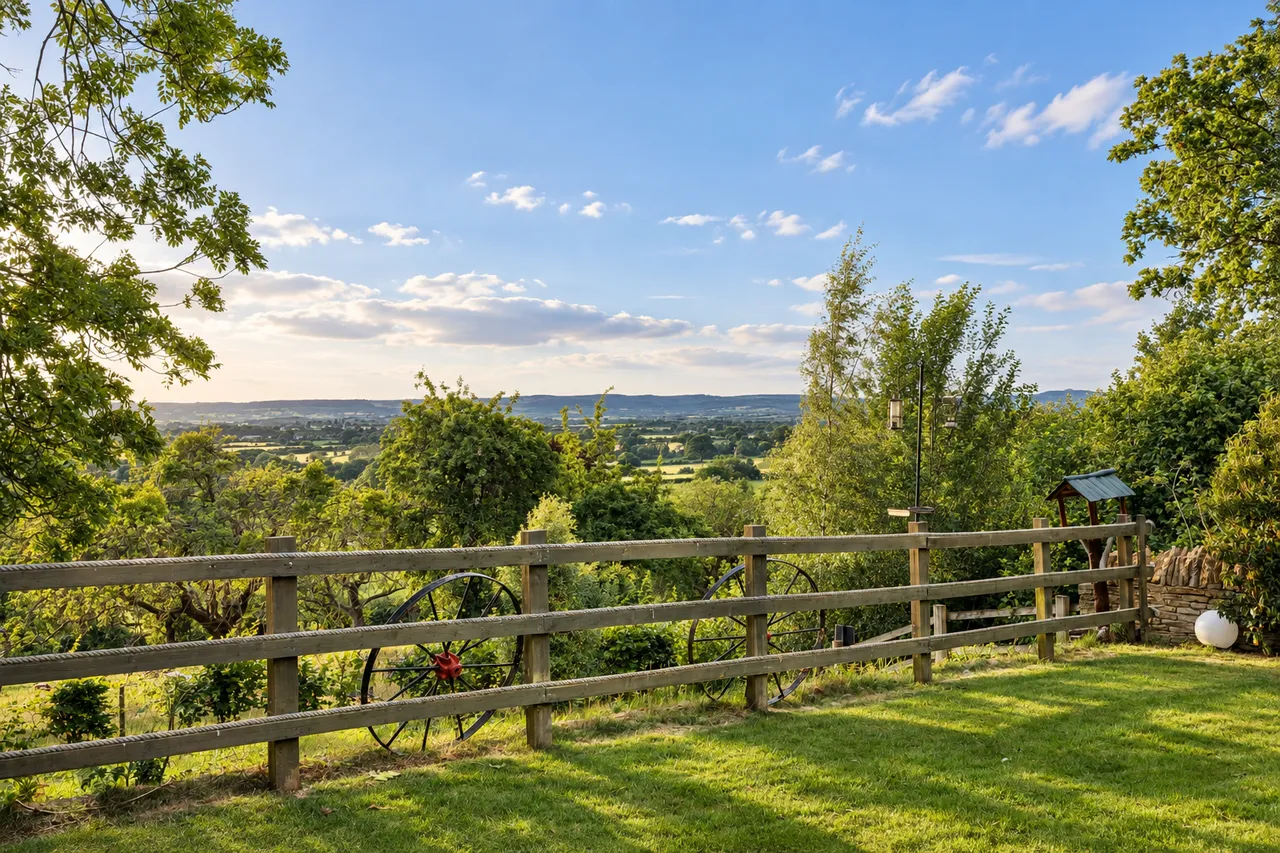 John Martin Gardens, Standish, GL10, photo 17