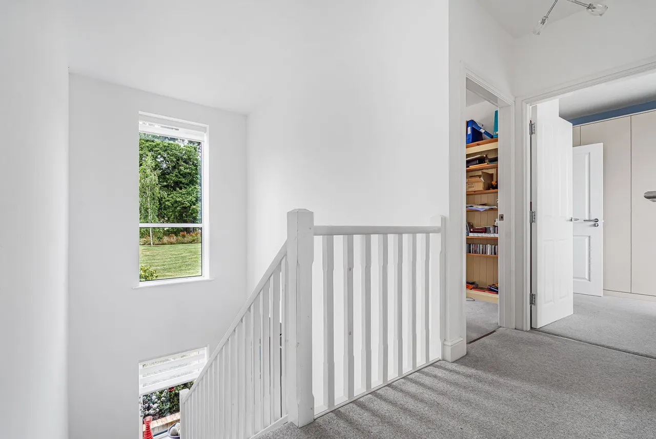 John Martin Gardens, Standish, GL10, photo 15