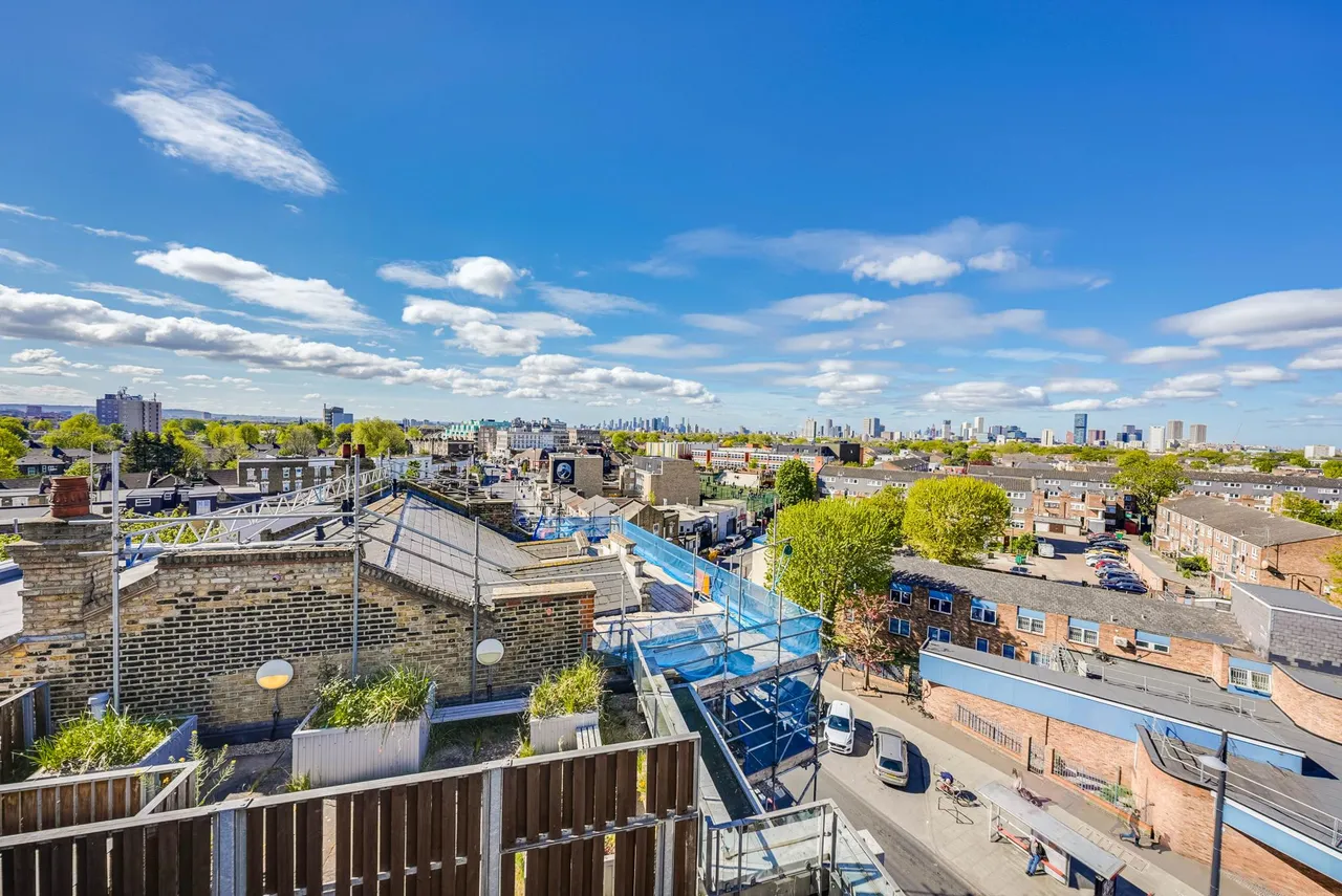 Woodgrange Road, London, E7, photo 16